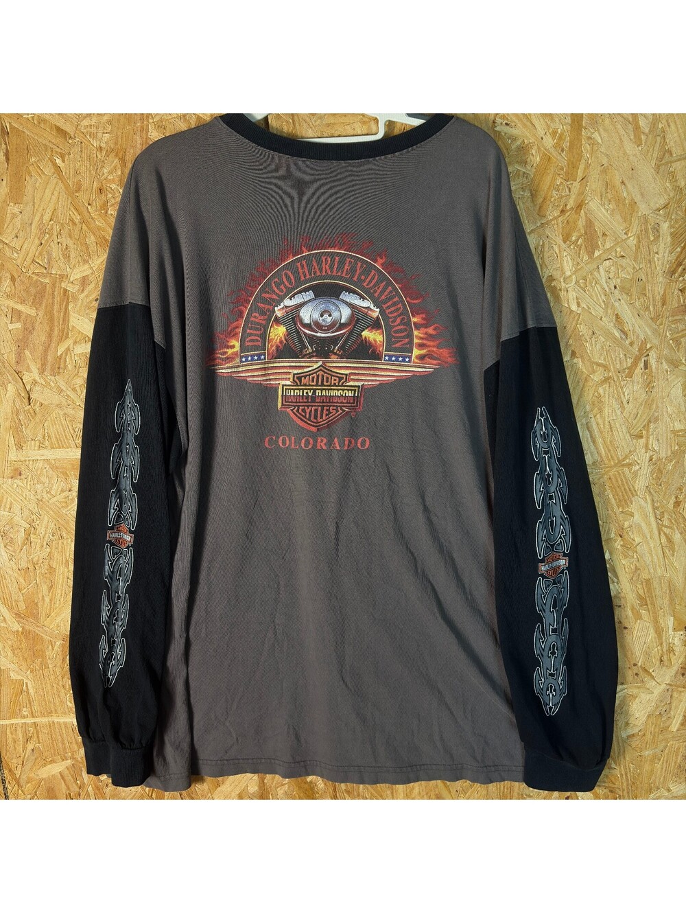 Harley-Davidson gray and black long sleeve graphic T-shirt